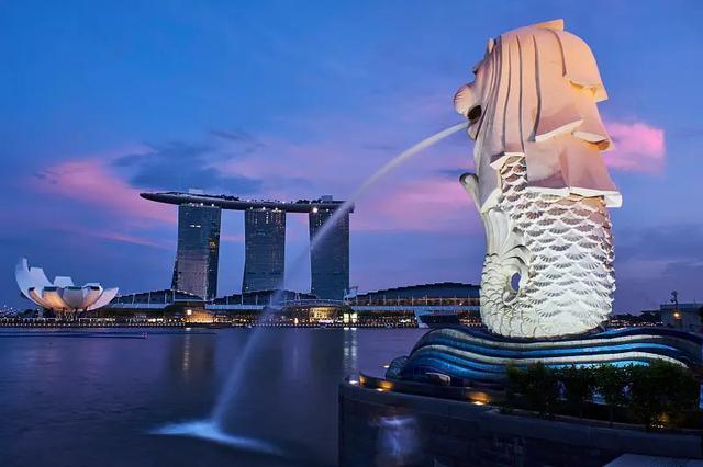 新加坡标志性建筑狮子